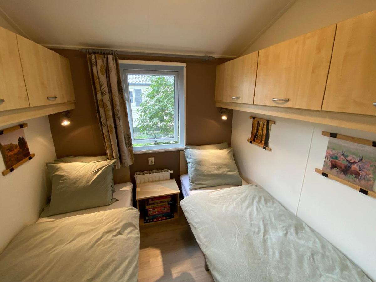 Ruim En Modern Chalet In De Veluwse Bossen Putten Zewnętrze zdjęcie